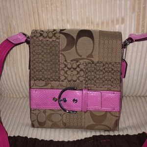 Vintage Coach crossbody bag